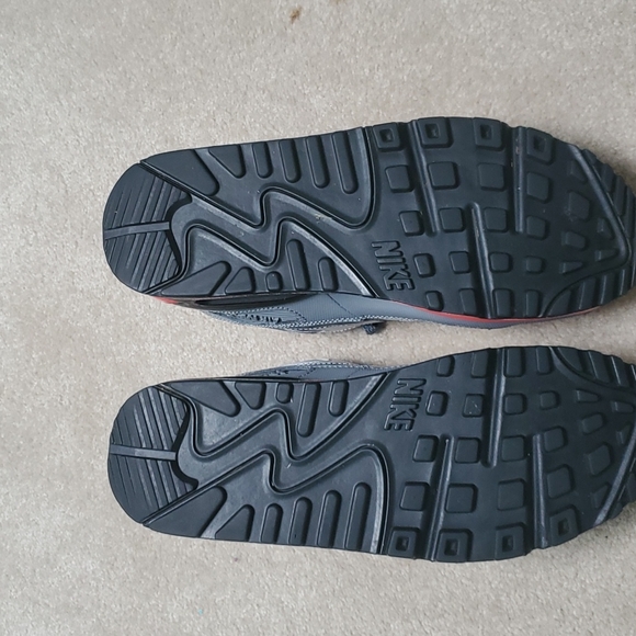 Nike Air Max 90 - Picture 4 of 4